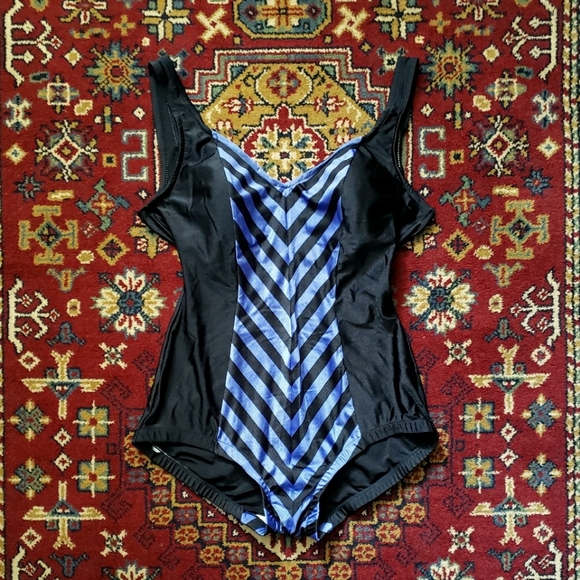 Vintage Other - ⭐ VINTAGE | Mid-Century Purple & Black One Piece Sea Stars Swimsuit